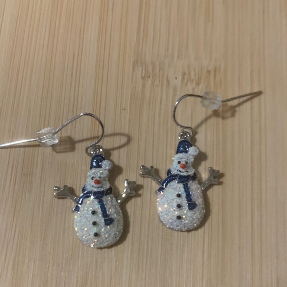 NWOT Snowman Dangle Earrings - Festive White and Blue